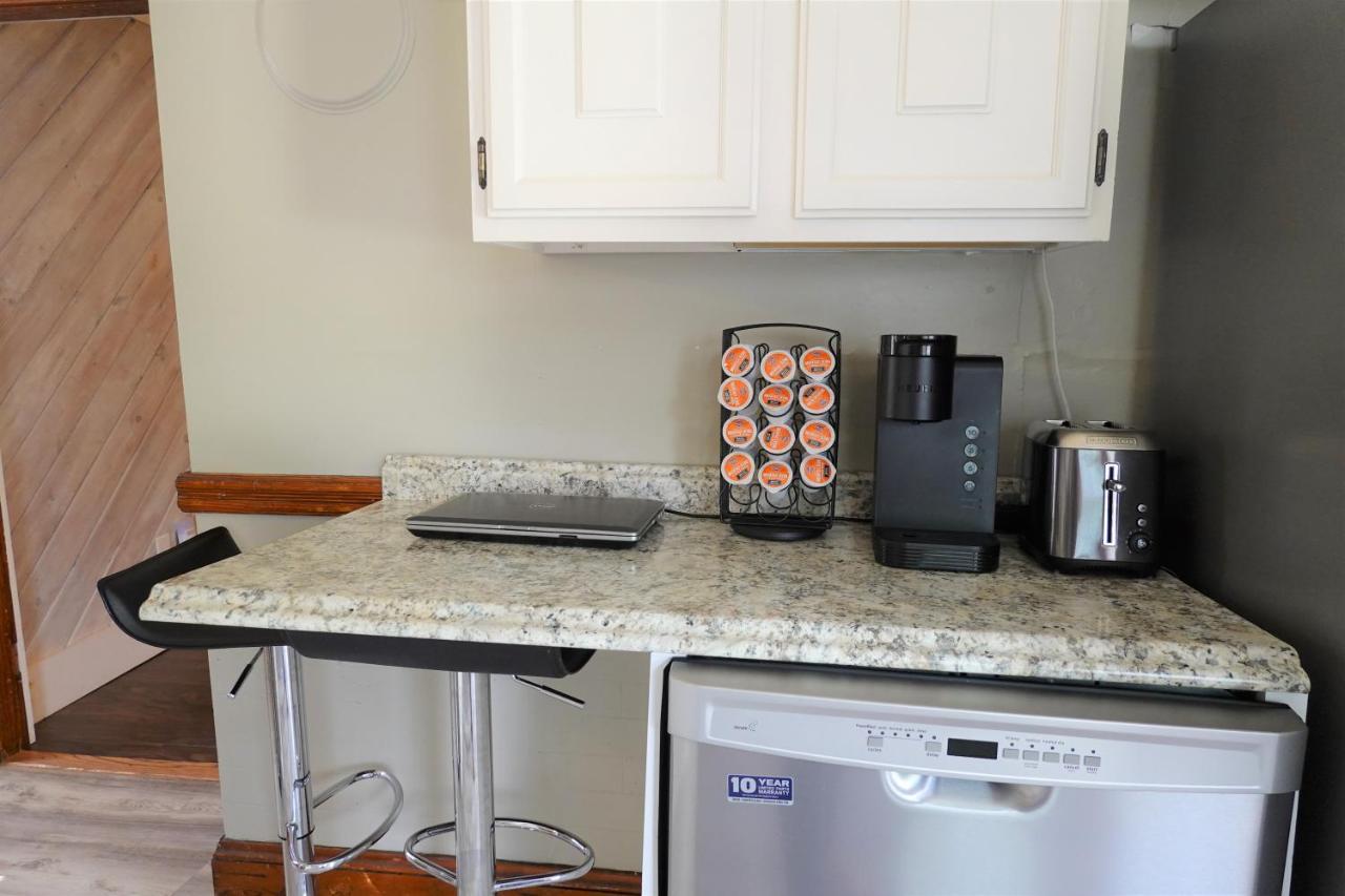 Sunnyside Home Near Sunday River, Black Mountain, Lakes And Hikes Rumford Extérieur photo