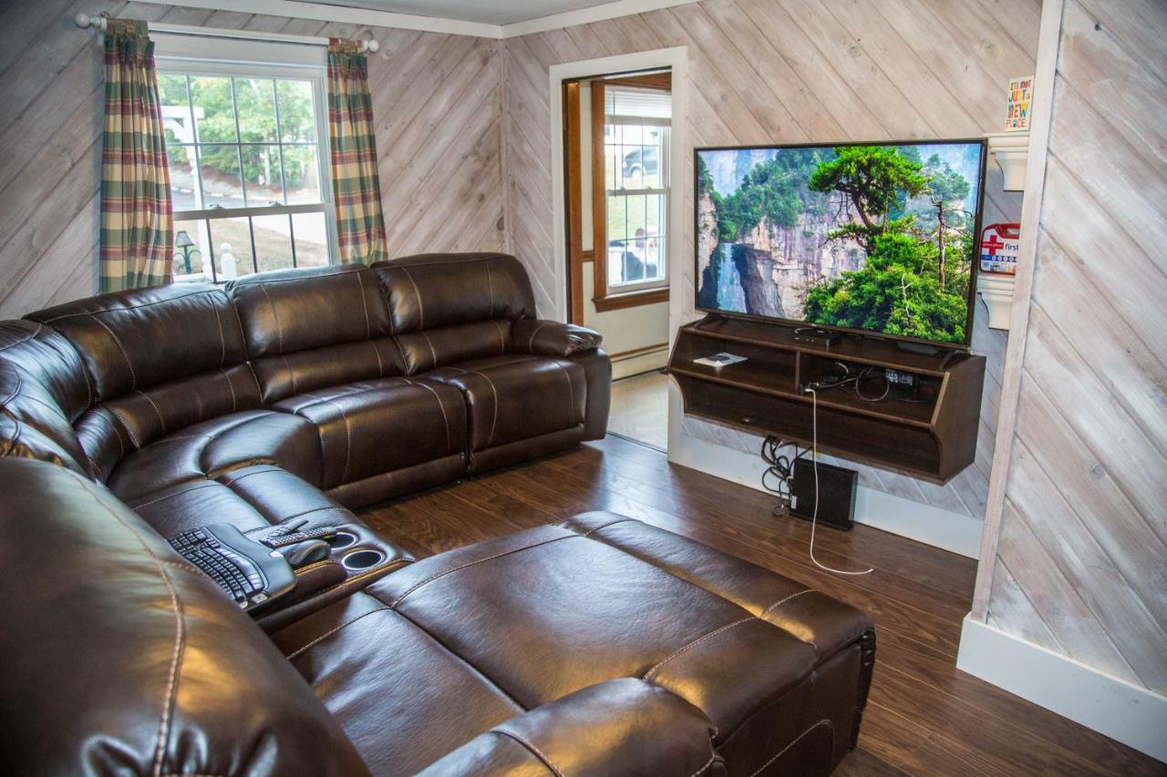 Sunnyside Home Near Sunday River, Black Mountain, Lakes And Hikes Rumford Extérieur photo